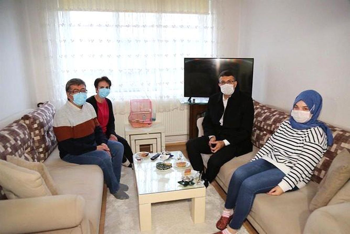 Son dakika haberi... Vali Çelik ve Emniyet Müdürü Koç\'tan duygulandıran ziyaret