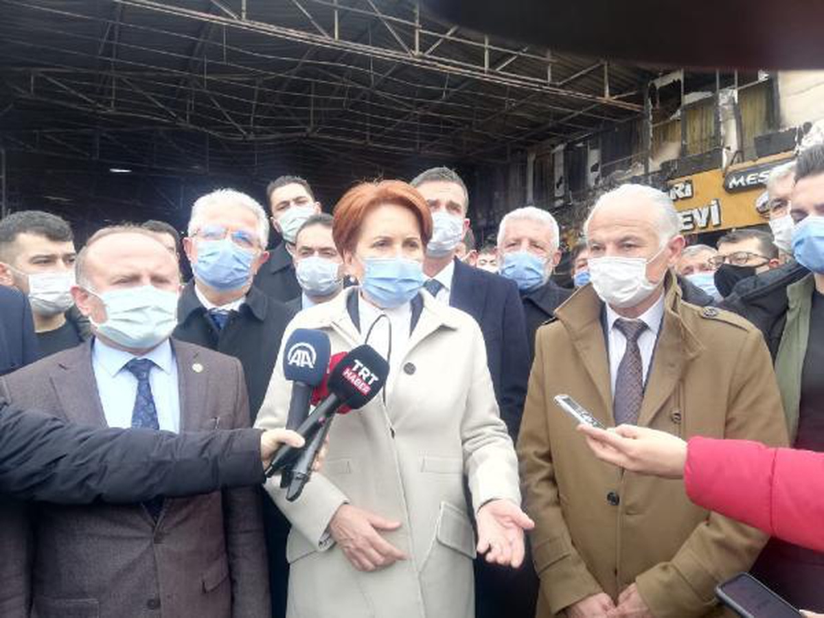 Akşener, Kızılcahamam\'da iş yerleri yanan esnafı ziyaret etti