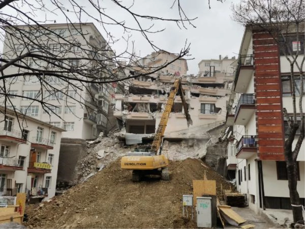 Ankara\'da, 900 kişinin evsiz kaldığı mahallede \'kira artışı\' tepkisi