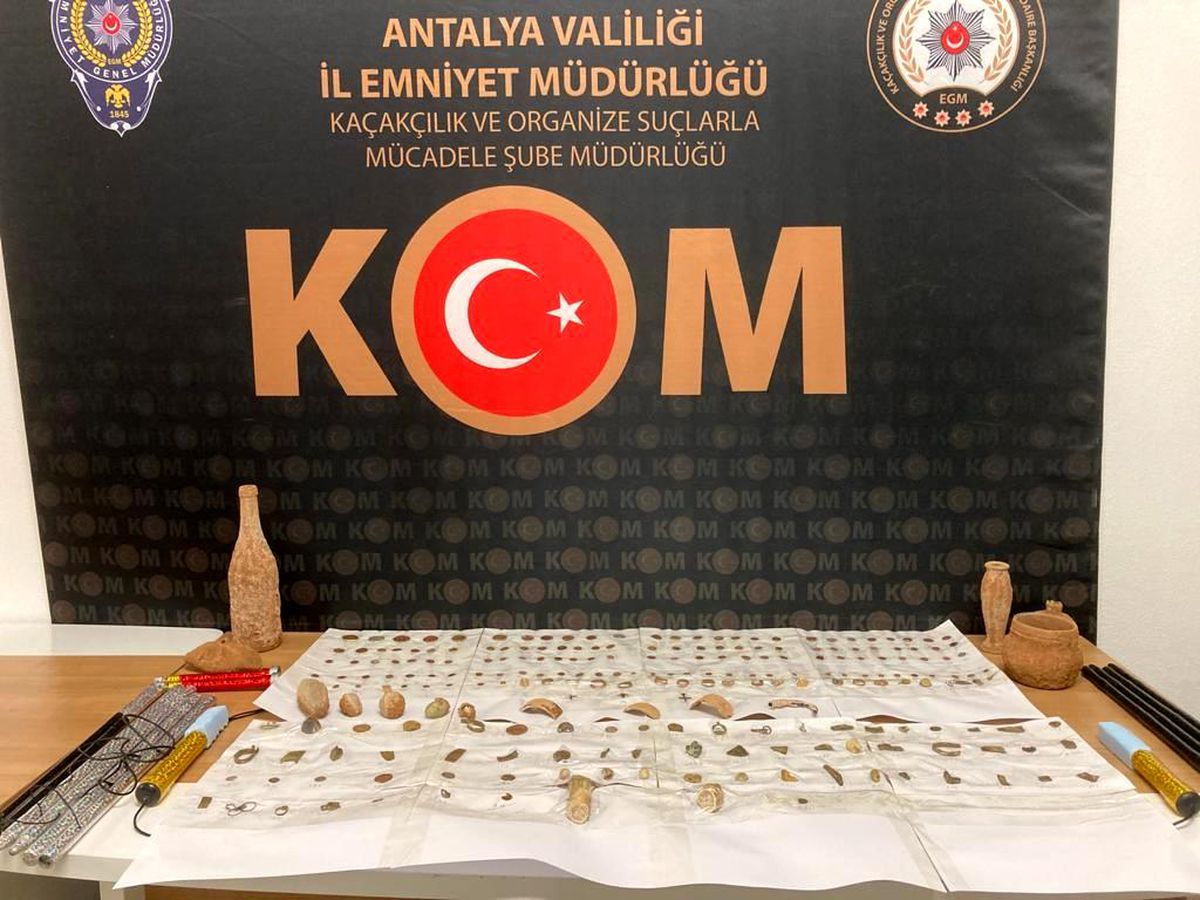 Antalya\'da tarihi eser kaçakçılığı operasyonu