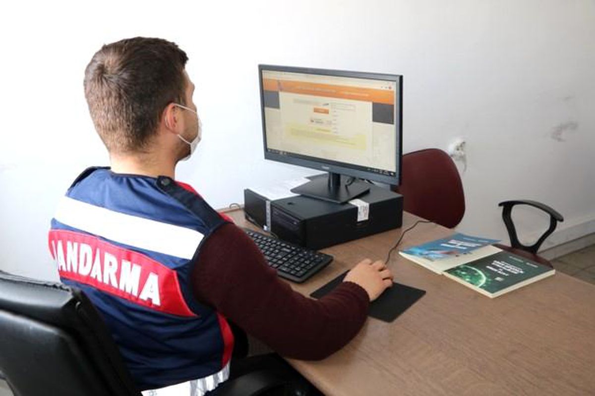 Ardahan\'da BTK\'dan 10 internet sitesine erişim engeli