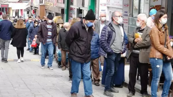 RAMAZAN ÖNCESİ ÇARŞI VE PAZARLARDA YOĞUNLUK