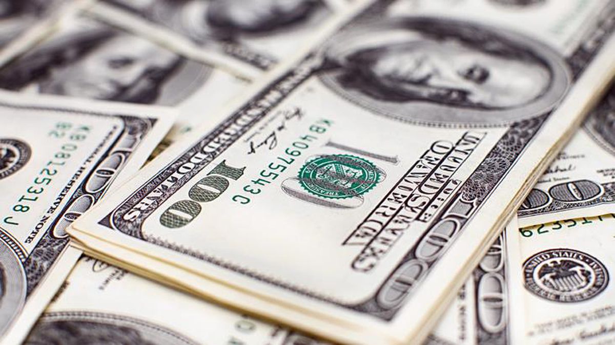 Dolar haftaya yükselişle başladı, 8,20\'den işlem görüyor