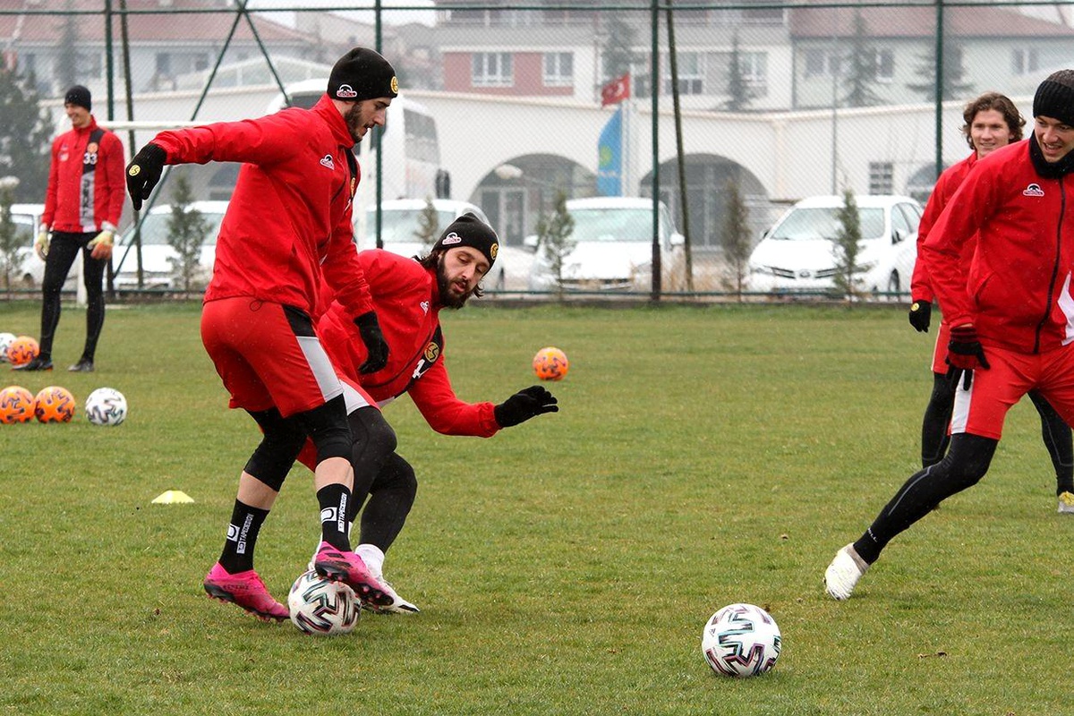 Eskişehirspor\'da Tuzlaspor deplasmanı hazırlıkları tamamlandı
