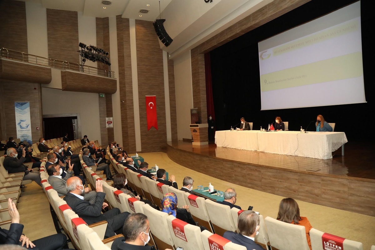 Gaziantep\'te, "100 Okula 100 Kitaplık" projesi için düğmeye basıldı