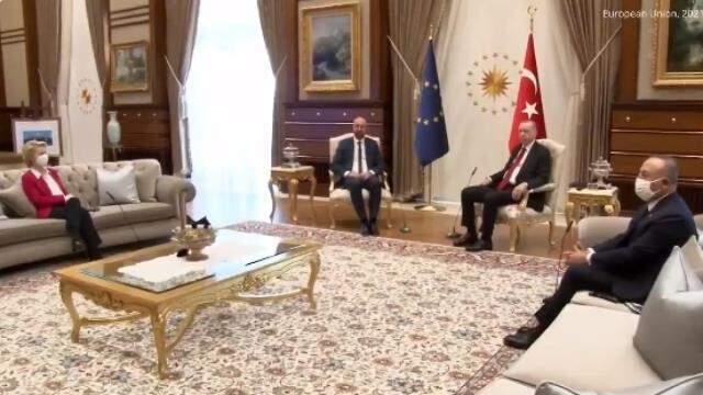 Koltuk krizi büyüyor! Kadın dernekleri, AB Konseyi Başkanı Michel'in istifası için imza kampanyası başlattı Koltuk krizi büyüyor! Kadın dernekleri, AB Konseyi Başkanı Michel'in istifası için imza kampanyası başlattı