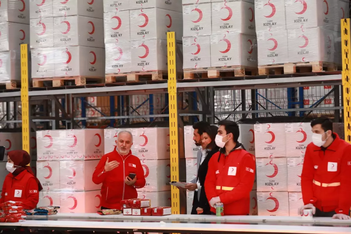 Mesut Özil, bu yıl Ramazan bağışını Kızılay\'a yaptı