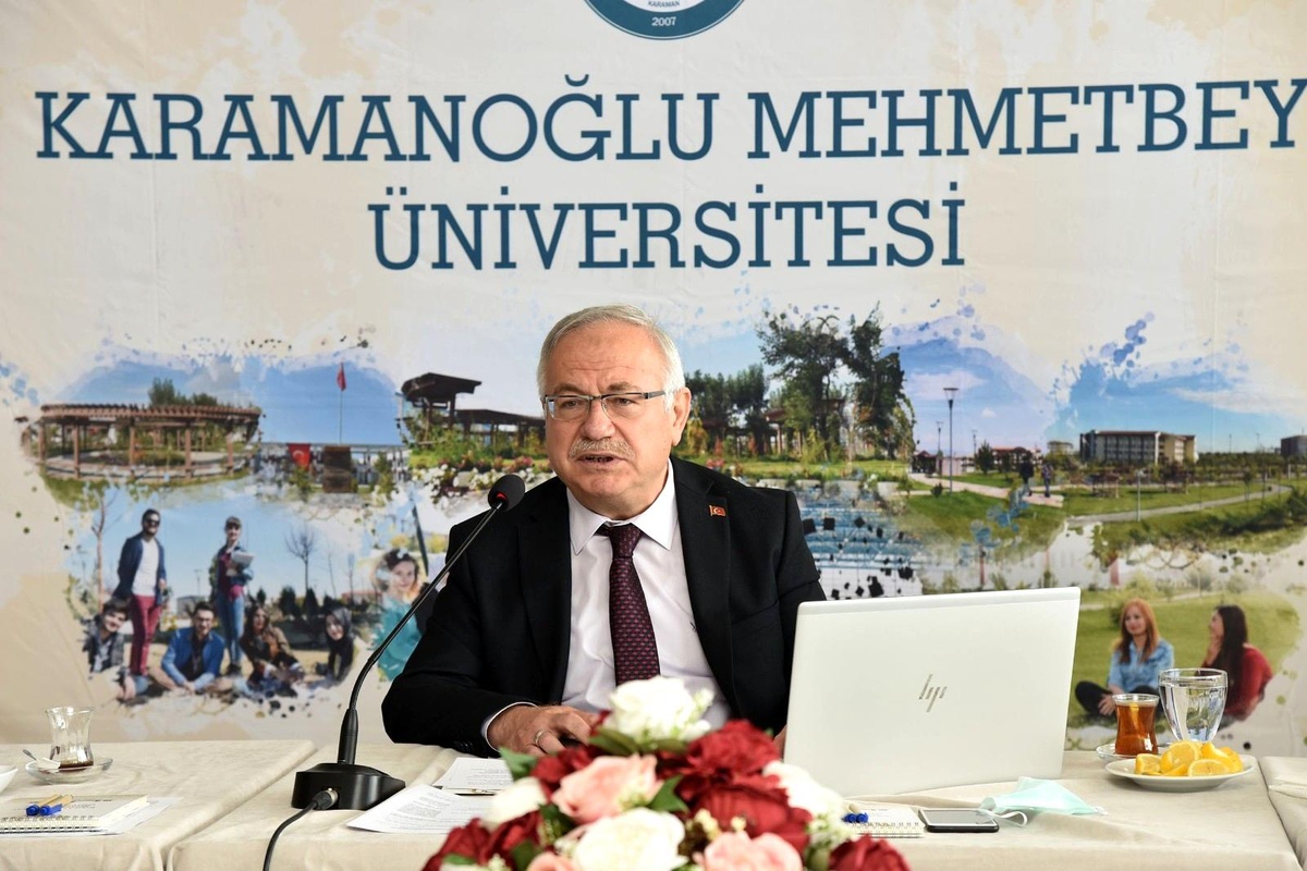 Rektör Ak, KMÜ\'nün gelecek dönemine ilişkin projeleri anlattı