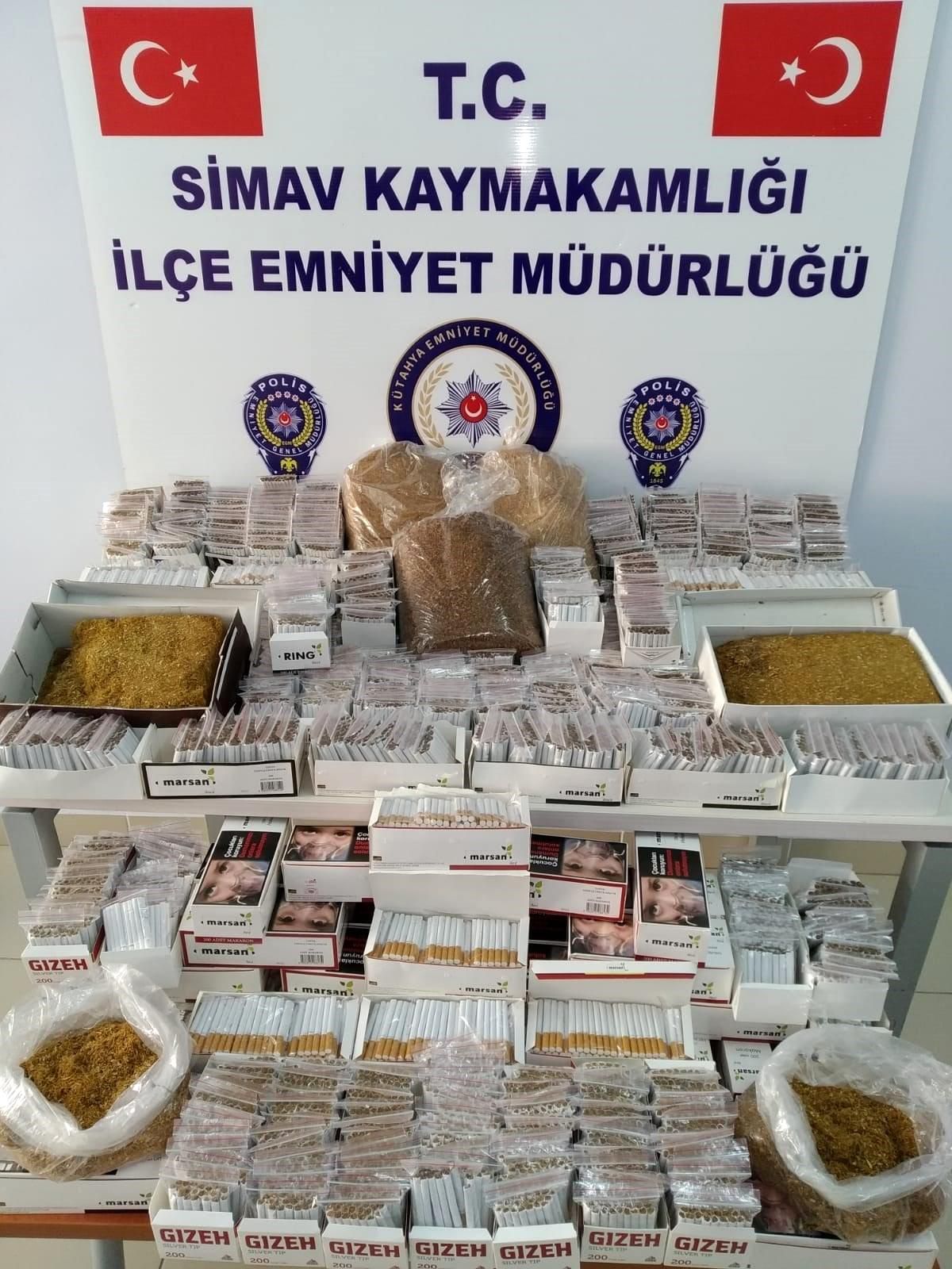 Simav\'da kaçak tütün operasyonu