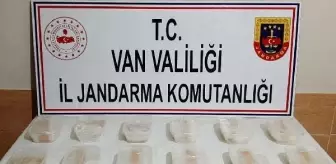Van'da, taşlar arasına gizlenen 6 kilo metamfetamin ele geçirildi