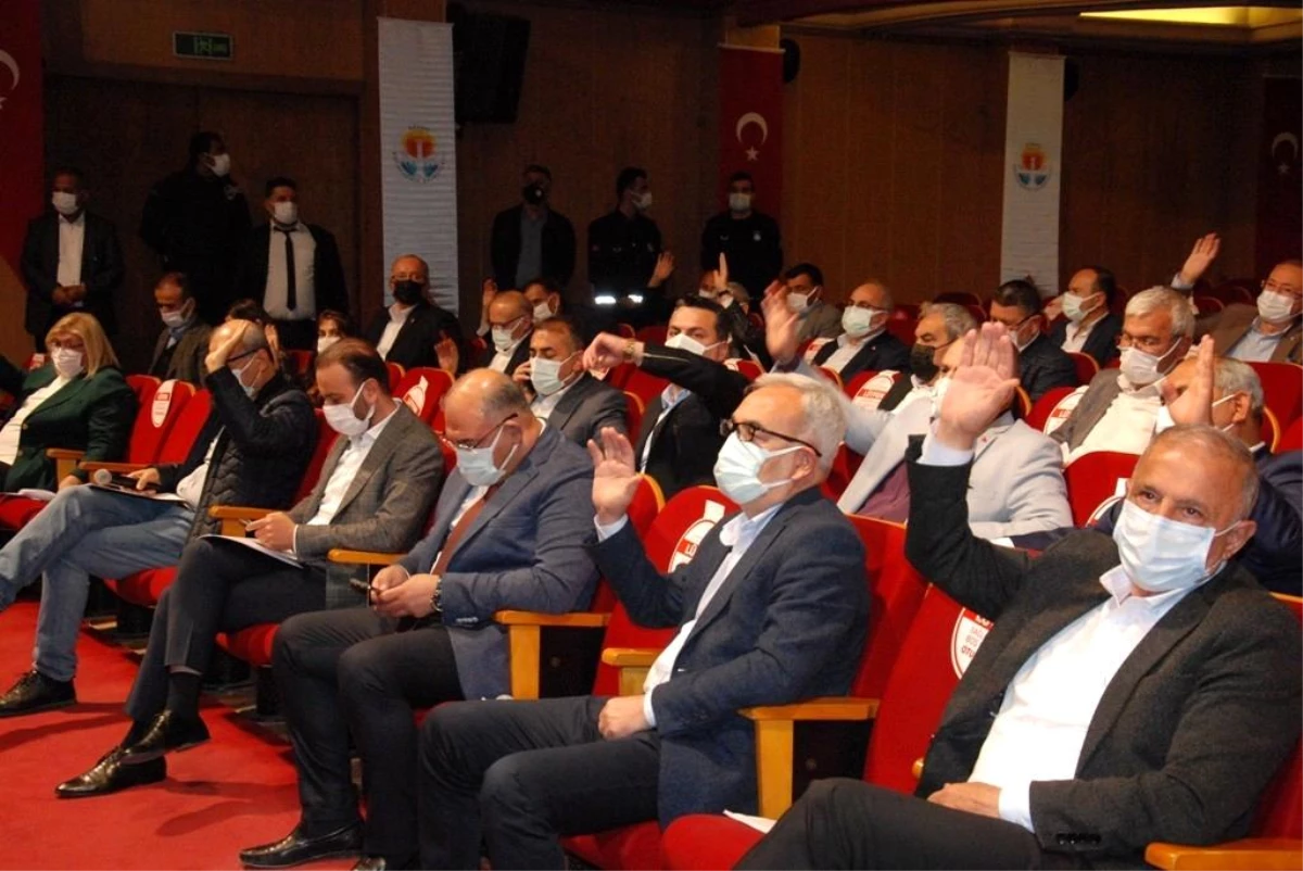 Adana Büyükşehir Meclisi\'nde 16 madde görüşüldü