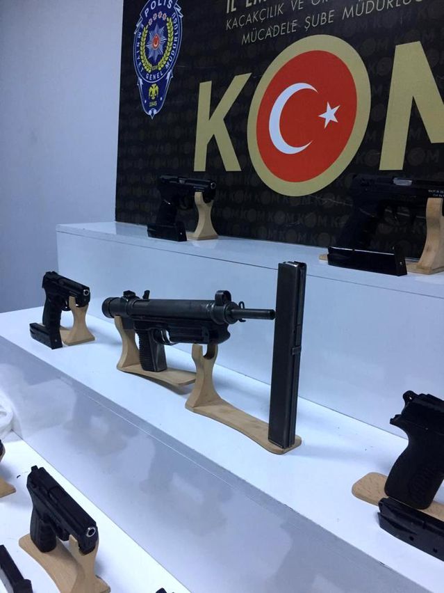Son dakika... Adana'da silah kaçakçılığı operasyonu: 20 gözaltı