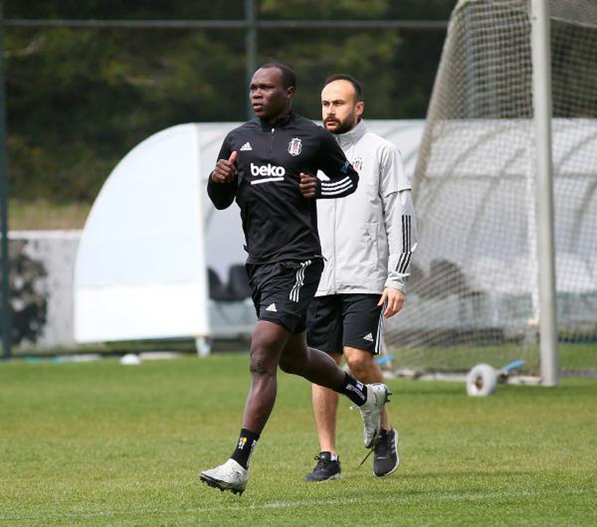 Beşiktaş, Aboubakar\'dan gelecek haberi bekliyor