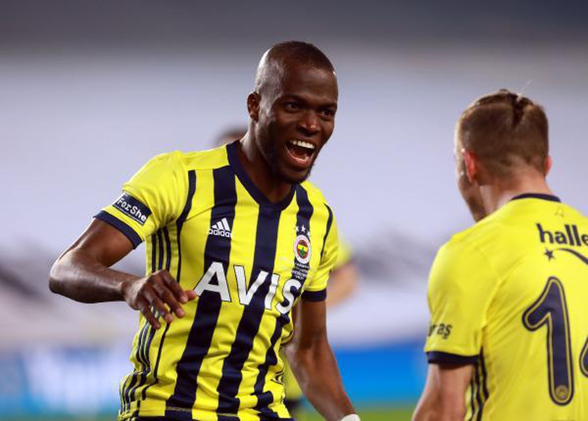 Enner Valencia\'dan Fenerbahçe\'ye iyi haber