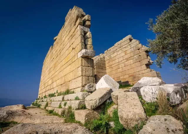 Herakleia Latmos'da 10 Bin yıllık kalıntılar ziyarete açılıyor