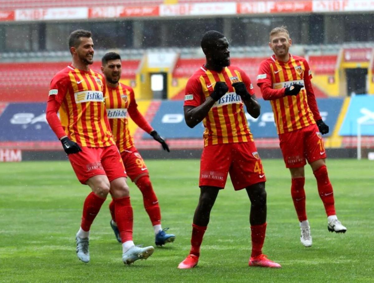 Luckassen\'in sevinci yarım kaldı