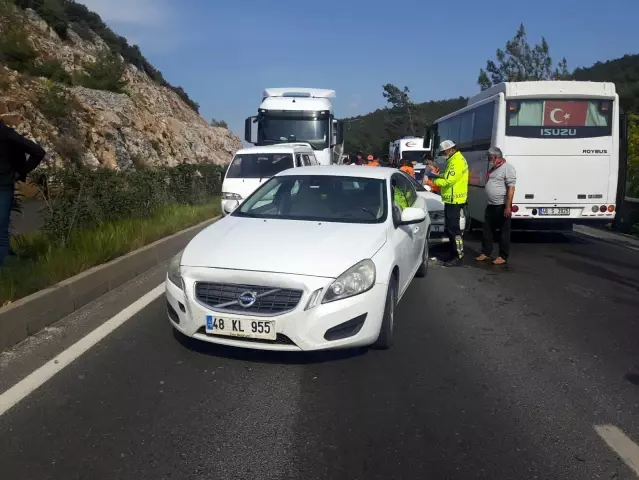 Milas Bodrum karayolunda zincirleme kaza