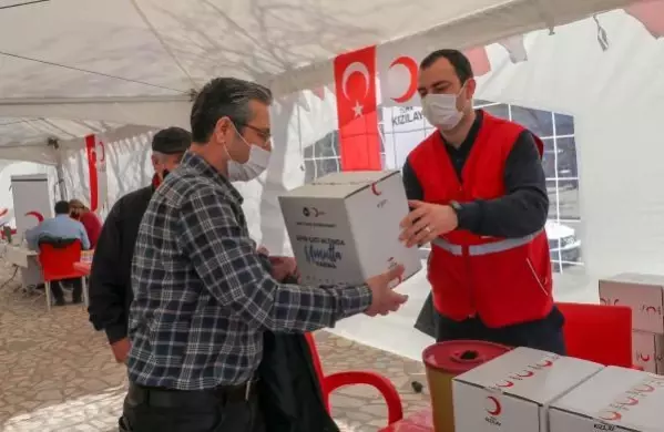 'Oruç tutanlar, iftardan sonra kan bağışında bulunabilir'