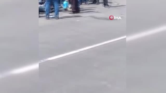 Siverek'te faciaya kıl payı...Kamyon ehliyetsiz motosikletli ile çarpıştı: 4 yaralı