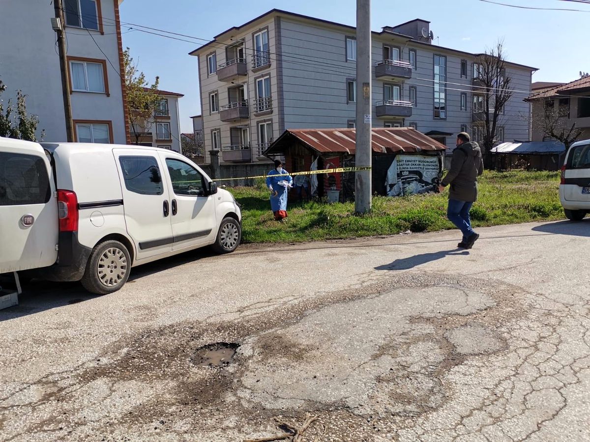 Son dakika haberi: Hendek\'te barakada yalnız yaşayan adam ölü bulundu