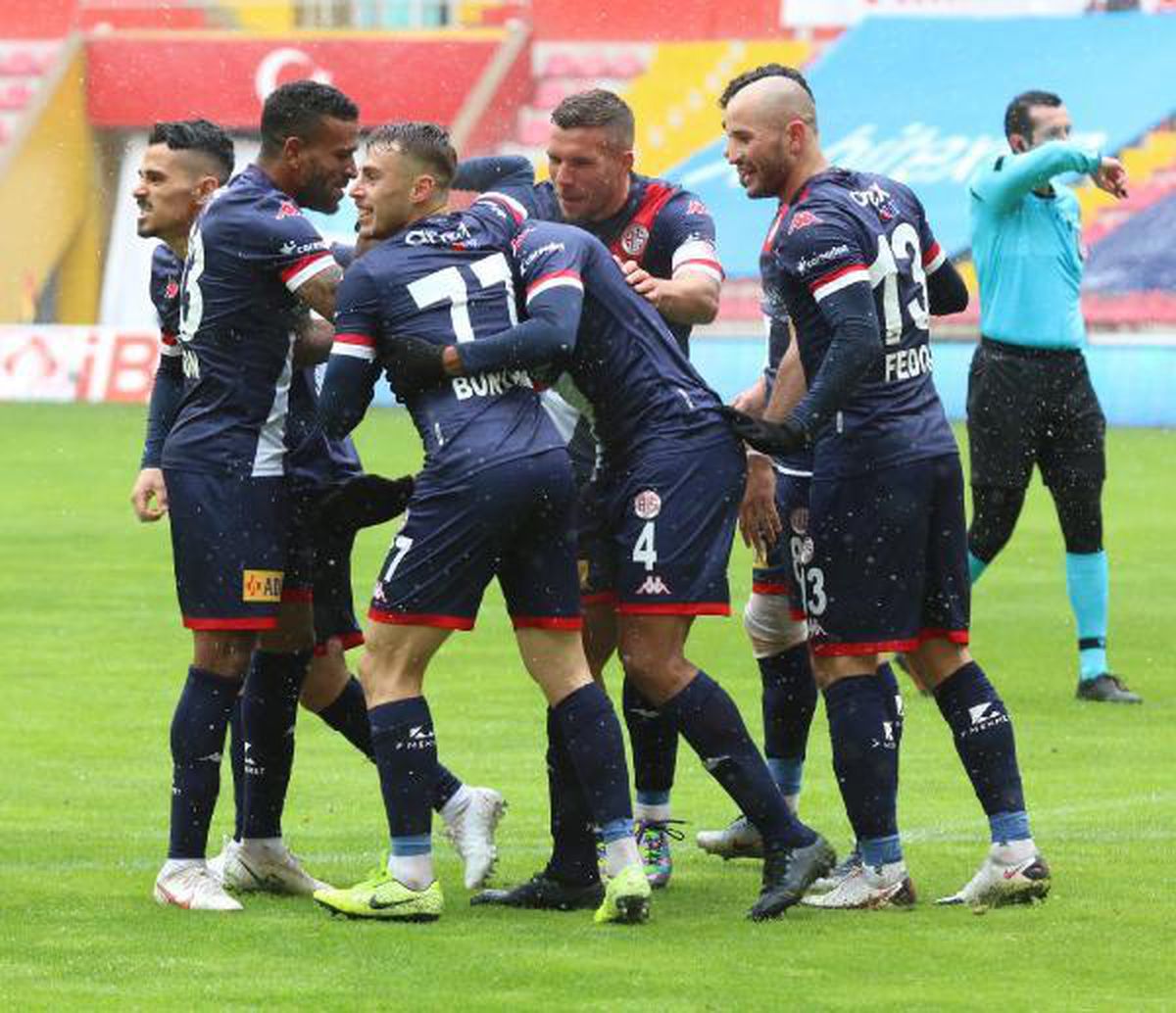 Antalyaspor\'da hedef önce lig maçı ardından da kupa finali