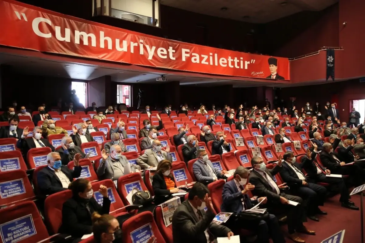 Başkan Günel, "Meclis üyesi arkadaşlarımız bir gezi yaparak, hizmetleri yerinde görsünler"