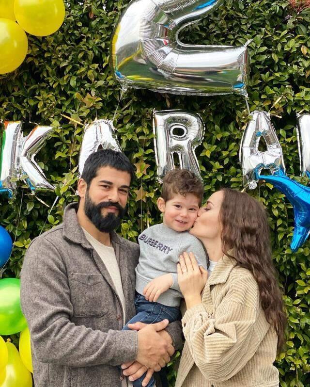 Burak Özçivit ve Fahriye Evcen, 2 yaşına giren oğullarının doğum gününü kutladı