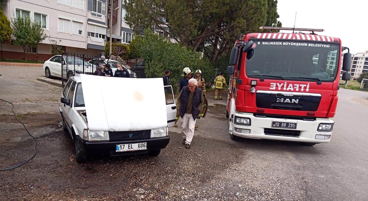 Edremit\'te bir günde 2 araç yandı