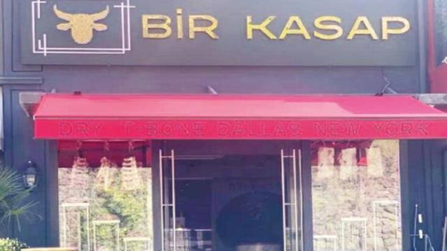 Fenerbahçe'nin eski hocası Erol Bulut ve Volkan Demirel dükkan açtı