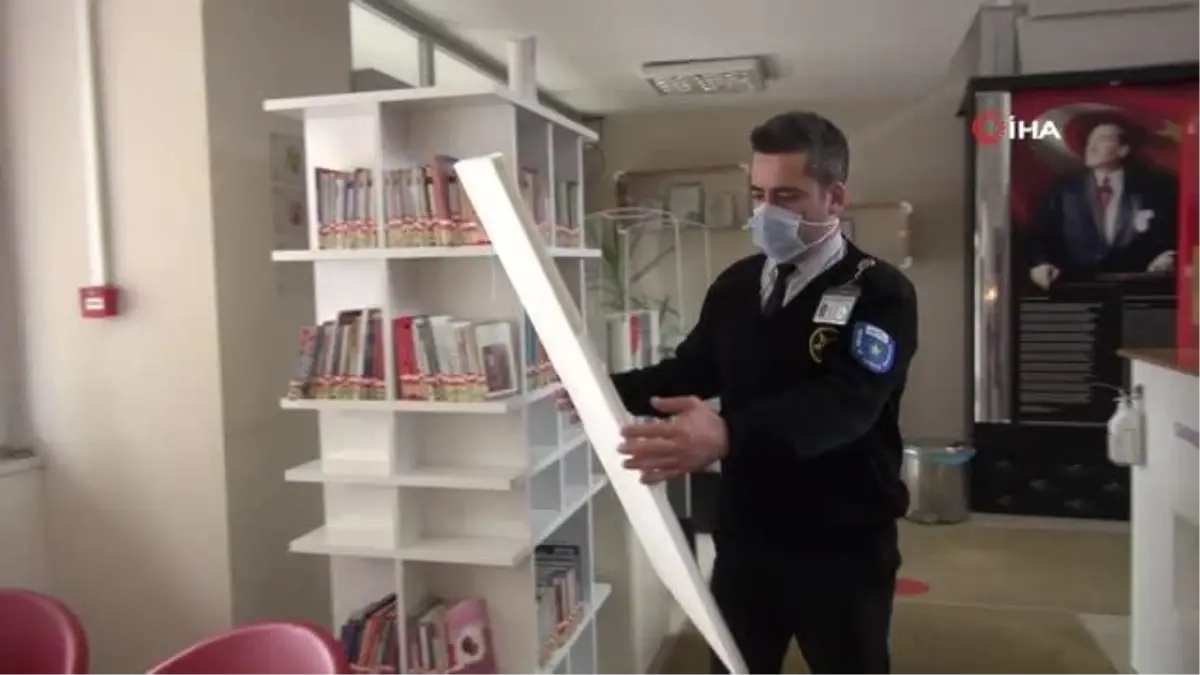 Güvenlik görevlisi karakalem sergisinde şehitlerimizi unutmadı