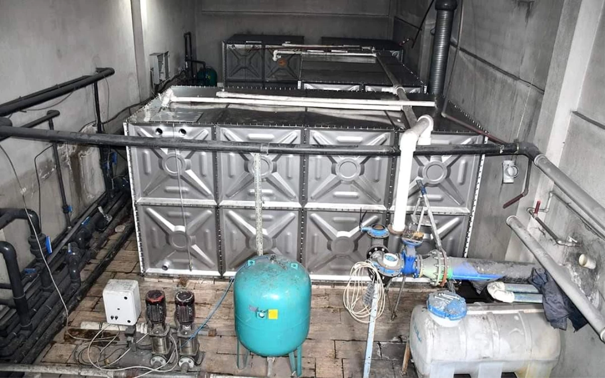 İscehisar\'da jeotermal kaplıca tesisinde eskiyen su depoları değiştirildi