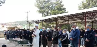 Kazada ölen doktor, toprağa verildi