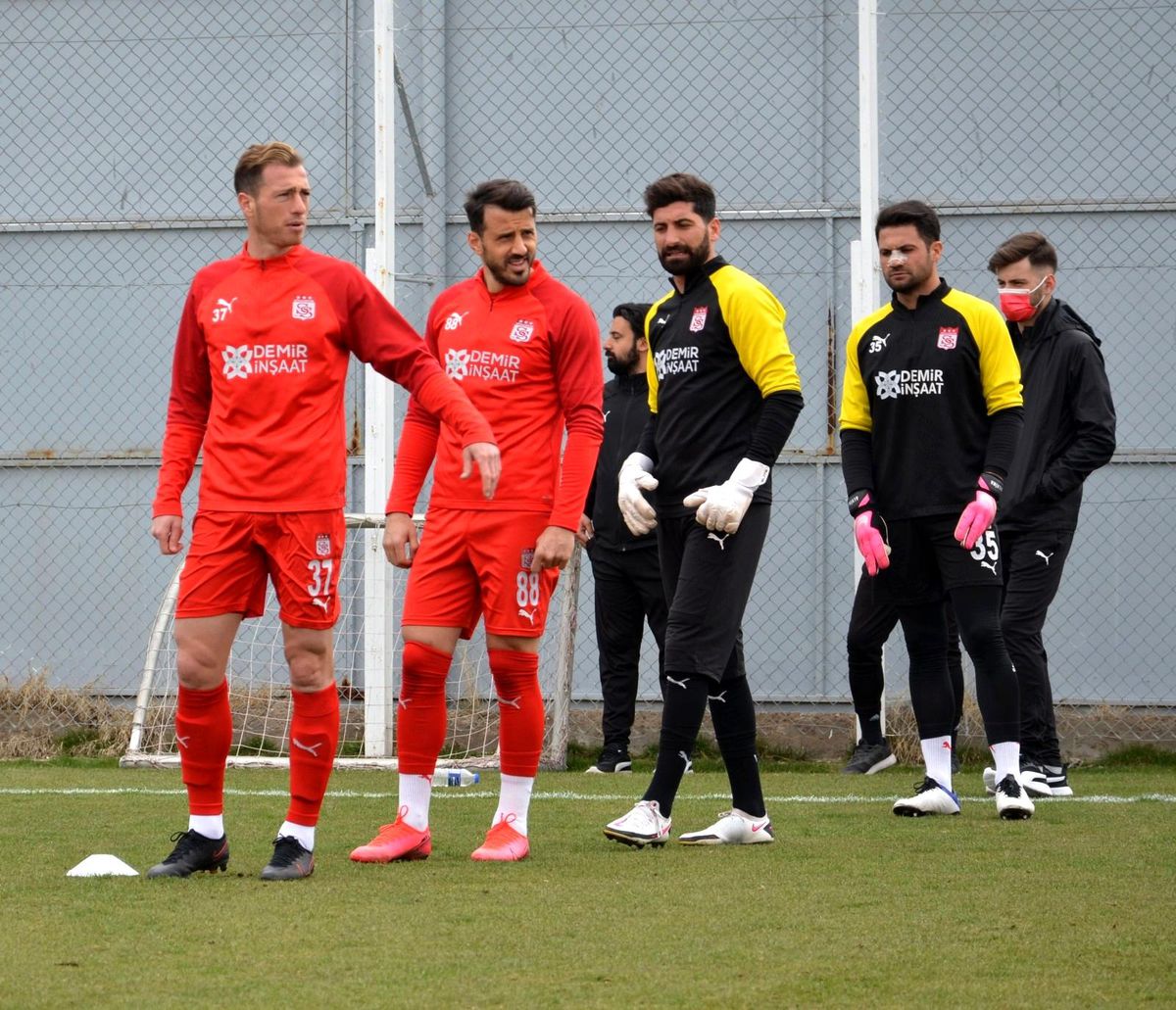 Sivasspor\'da Gençlerbirliği mesaisi devam ediyor