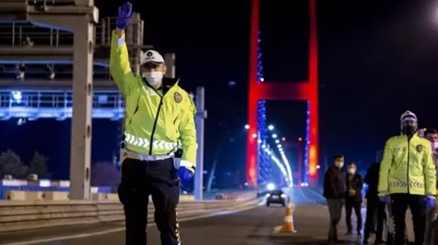 Sokağa çıkma kısıtlamasından muaf olan yerler ve kişiler belli oldu! İşte 43 maddede muafiyet listesi Sokağa çıkma kısıtlamasından muaf olan yerler ve kişiler belli oldu! İşte 43 maddede muafiyet listesi