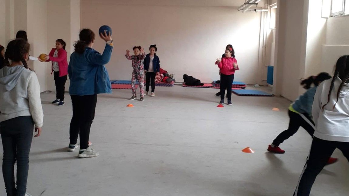 Voleybol ve hentbol kursları sona erdi