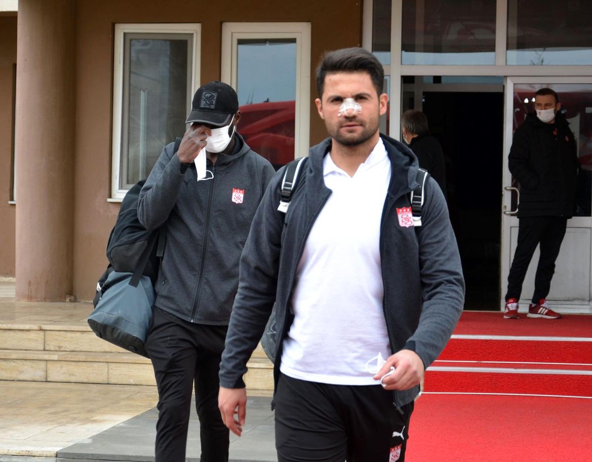 Yiğidolar, Başkent\'e gitti