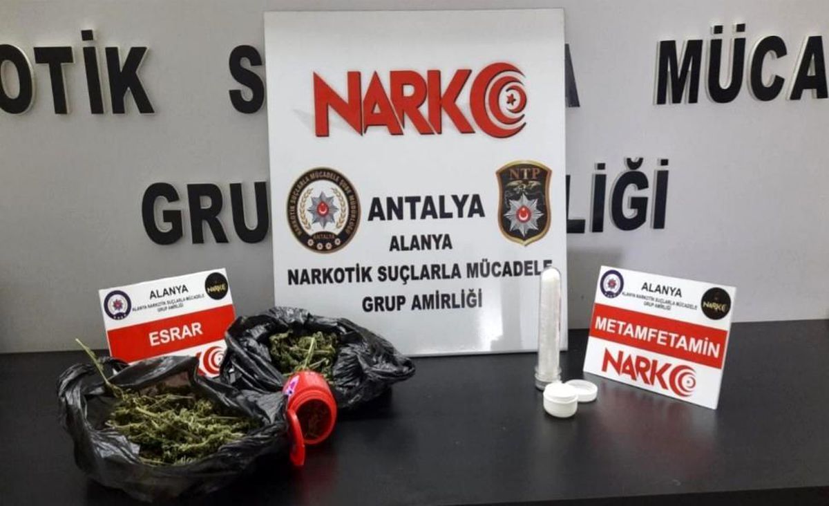 Alanya\'da uyuşturucu operasyonunda 2 şüpheli yakalandı