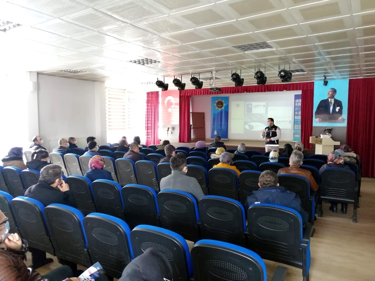 "En İyi Narkotik Polisi Anne" seminerleri Kastamonu\'da devam ediyor