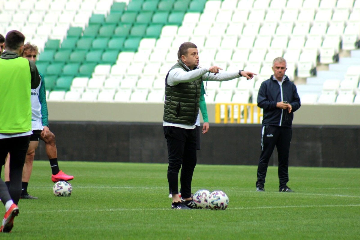 Giresunspor Teknik Direktörü Hakan Keleş şampiyon olacaklarına inanıyor Açıklaması