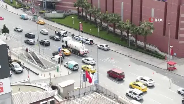 İstanbul'da yoğun bölgelerde trafik denetimi