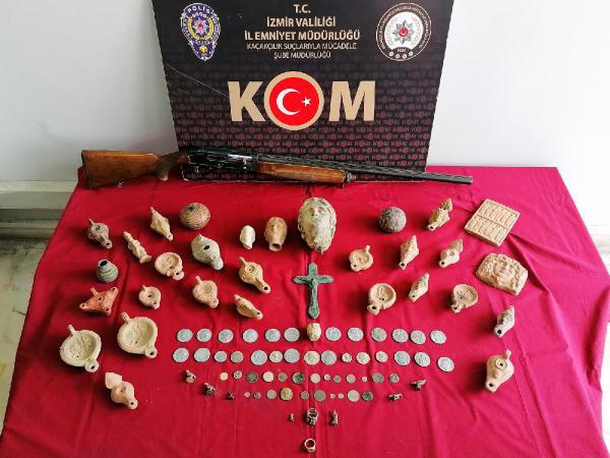 Son dakika haberi! İzmir\'de 91 parça \'tarihi eser\' ele geçirildi