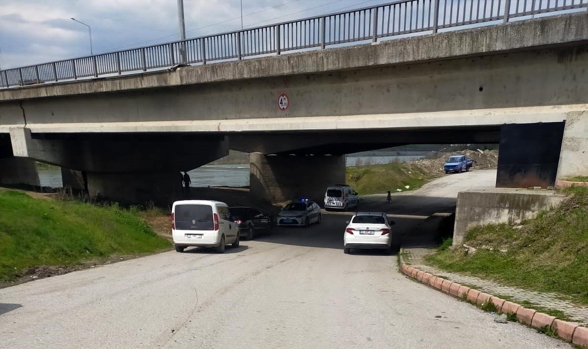 Son dakika haber! Köprü altında yaralı bulunan şahıs hastanede hayatını kaybetti