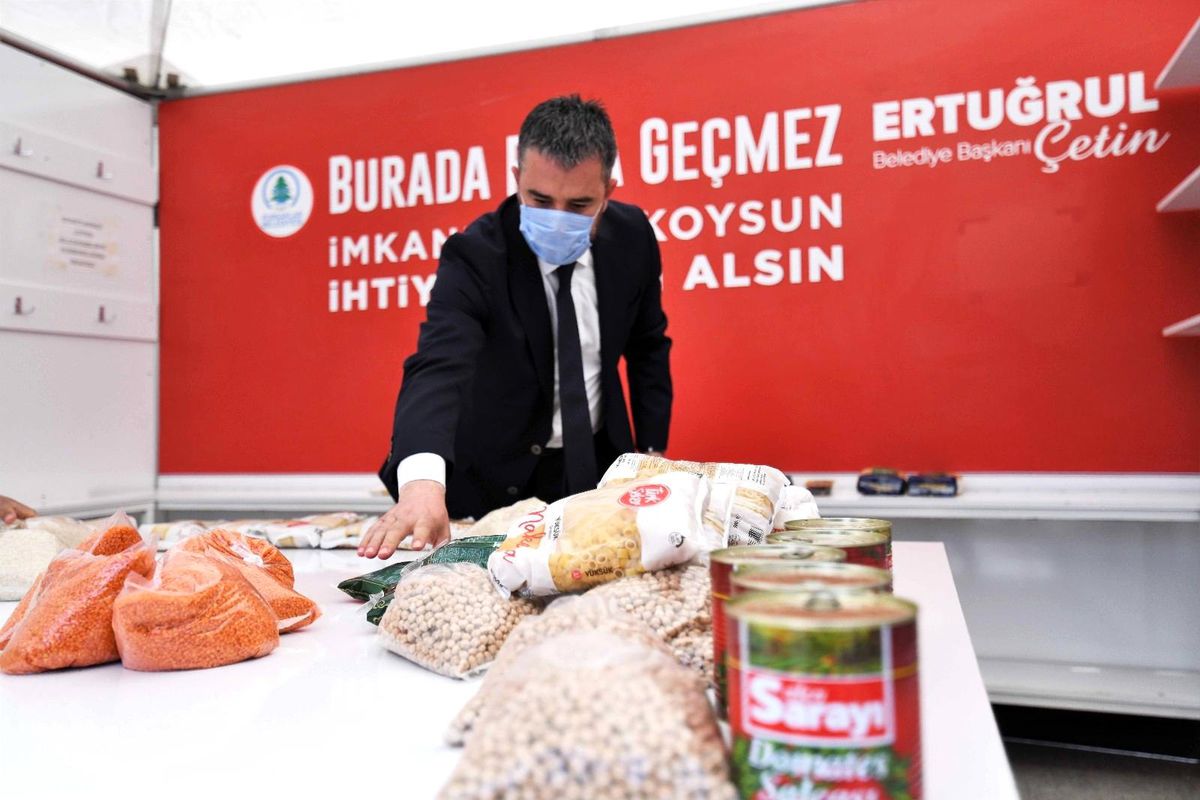 Pursaklar\'da ihtiyaç sahiplerini tebessüm ettiren çadır