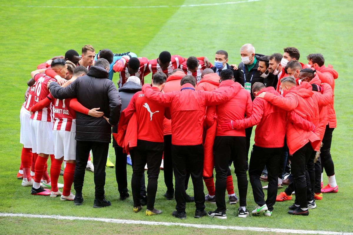 Sivasspor\'da Gençlerbirliği maçı öncesi 4 eksik!
