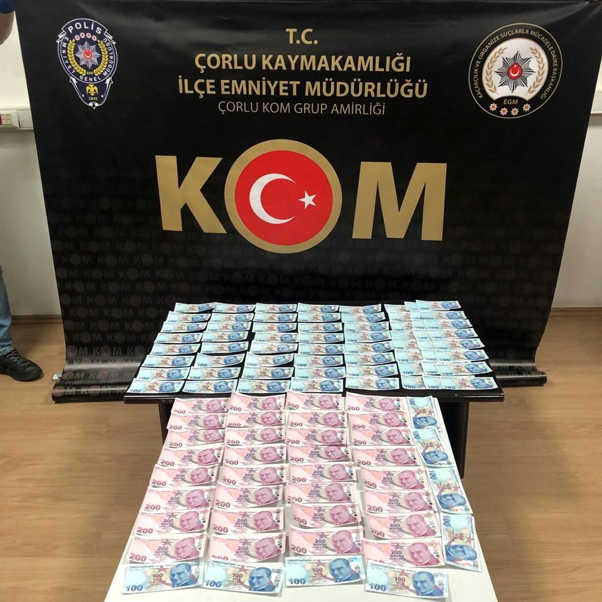 Son dakika haber | Tekirdağ\'da 13 bin 600 TL sahte para bulundu: 2 gözaltı