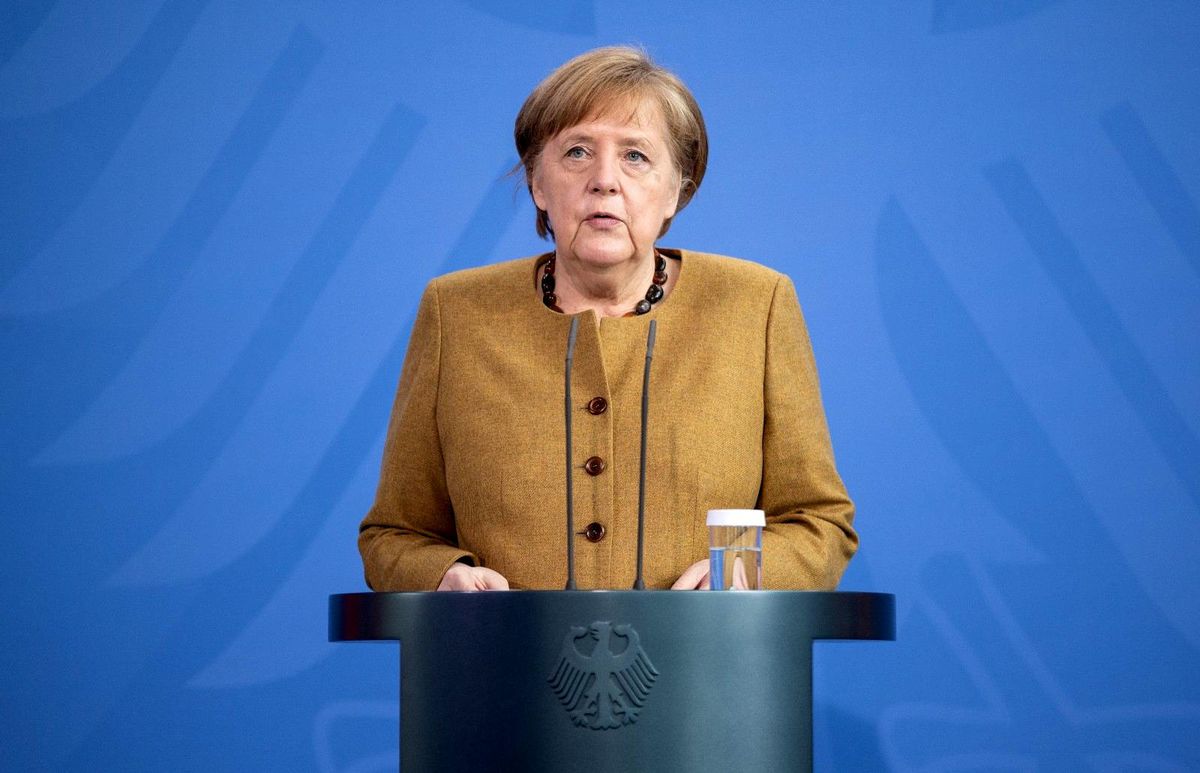 Almanya Başbakanı Merkel, AstraZeneca aşısı oldu