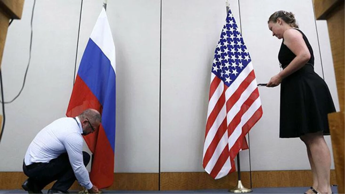 Rusya, ABD\'li 10 diplomatı sınır dışı edeceğini açıkladı