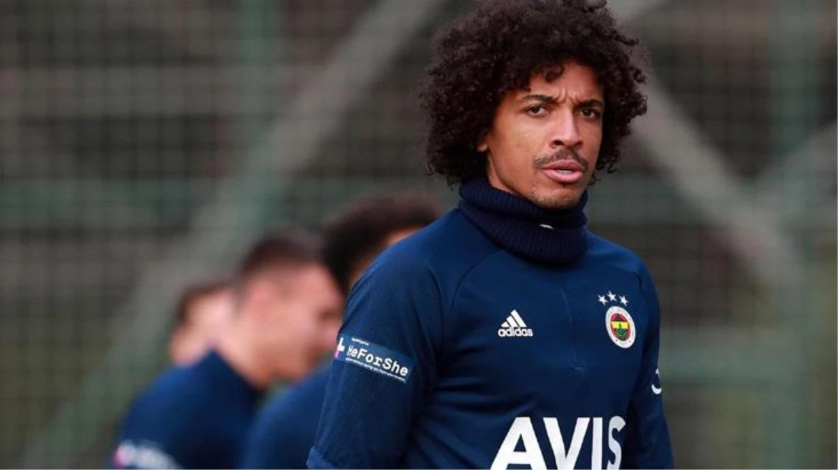 Son haftalarda formayı kaybeden taraftarın sevgilisi Luiz Gustavo, Fenerbahçe\'ye veda ediyor