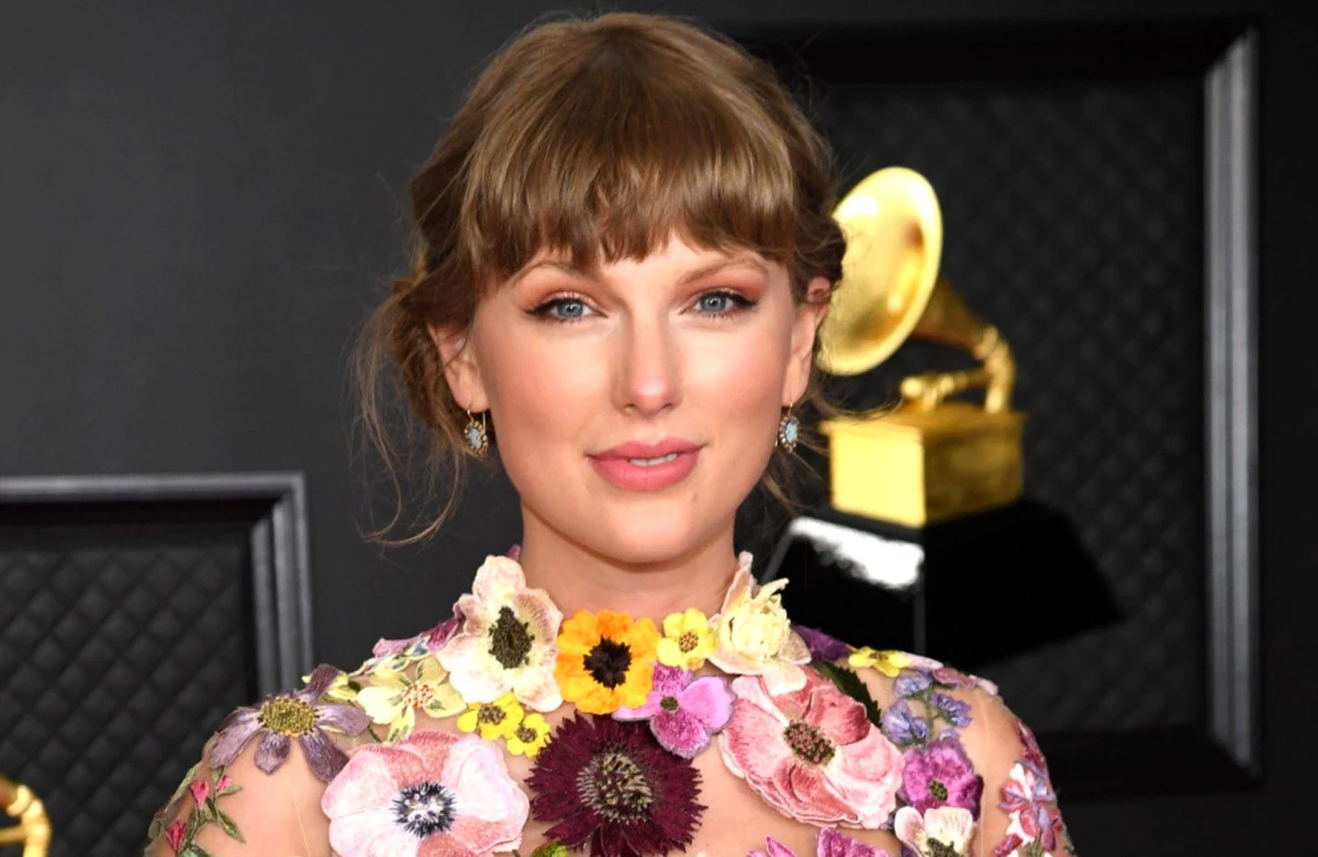 Taylor Swift el konulan eski şarkılarını yeniden yayınladı!