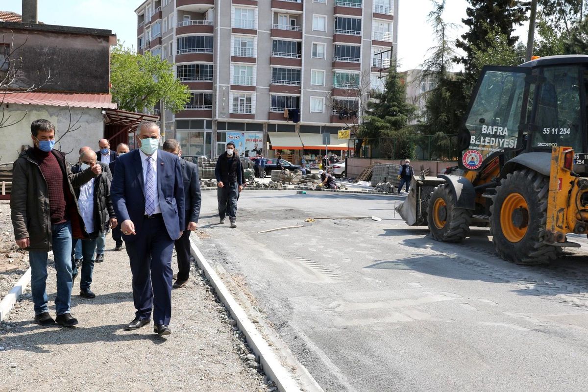 Bafra\'da yol-kaldırım çalışması